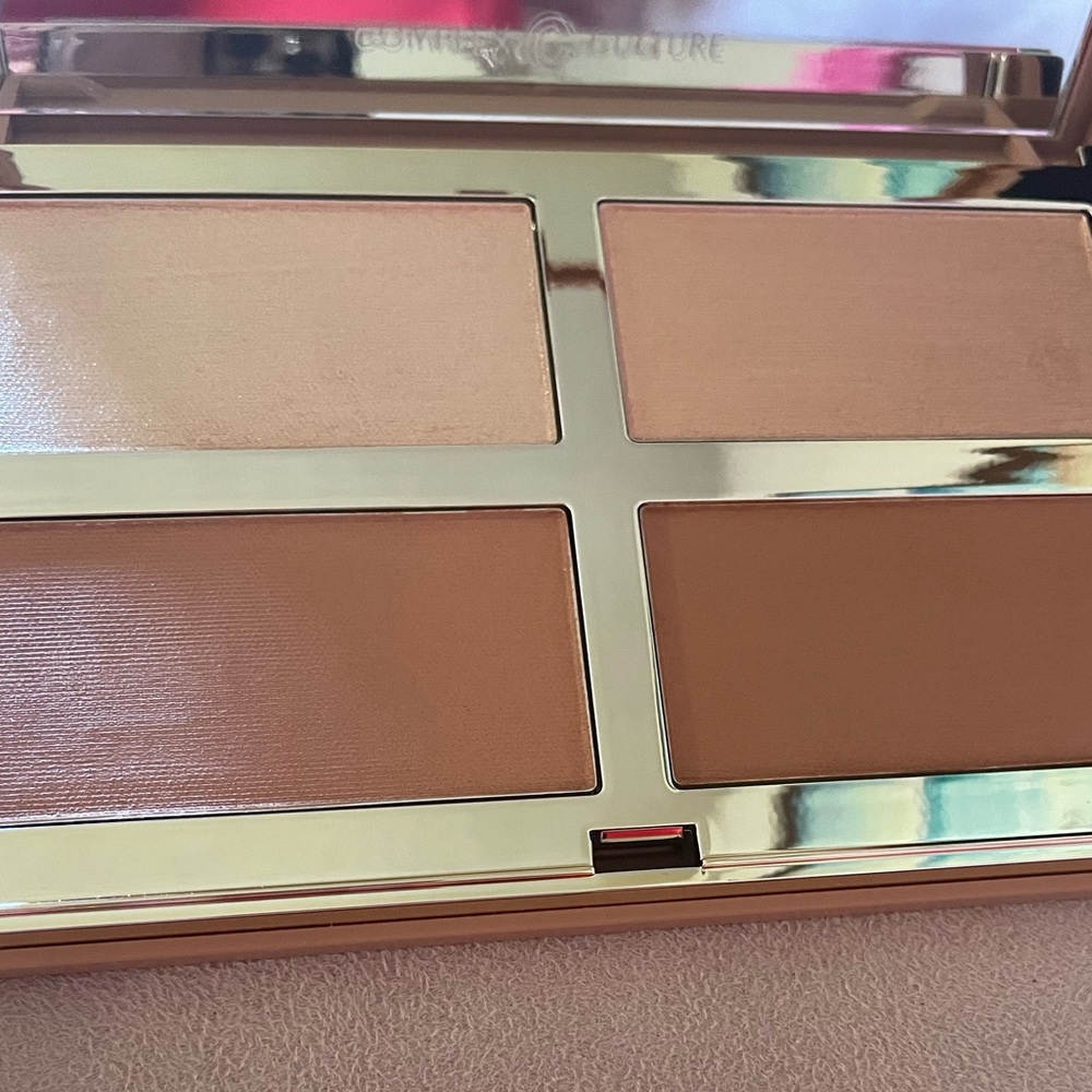NEW Complex Culture Beauty Baked Highlighter & Bronzer Quad